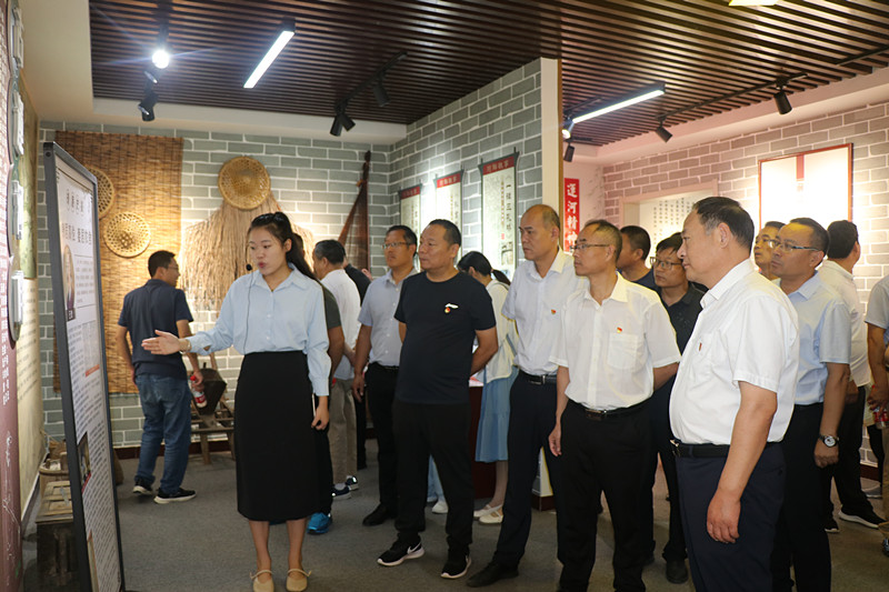 TΡ̉ҡ_fųǌWУhT؅^W